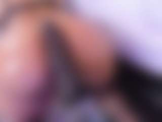 Live cam show with SusanCouper - Facial Piercings on dropp.cam