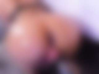 Live cam show with SusanCouper - Flashing on CamSodaAdn