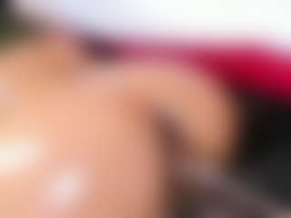 Live cam show with SusanCouper - Strip on StripNow