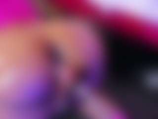 Live cam show with SusanCouper - Twerk on SinfulBabes