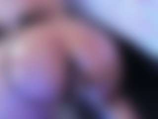 Live cam show with SusanCouper - Squirt on Gym Cam Girls
