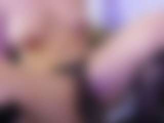 SusanCouper MILF webcam performer live streaming