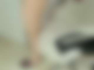 Live cam show with Milk Breast - Thick on studioflirtlive.com