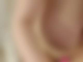 Live cam show with Milk Breast - Interactivetoy Mature on StripNow