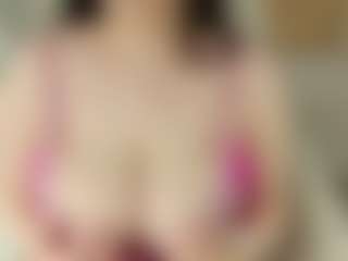 Live cam show with Milk Breast - Camel Toe on Hubzter Live