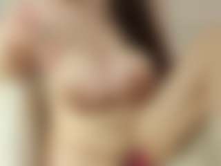 Live cam show with Milk Breast - Moaning on sexylivex.com