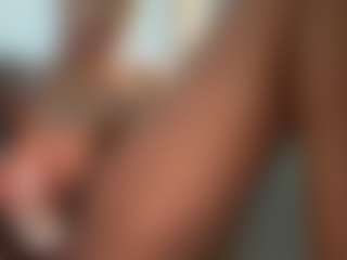 Live cam show with 0hPrincessBlaze - Bedroom Ebony on Camsoda