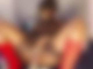 Live cam show with sxxymelanin - Curvy on Mixed Magazine Live