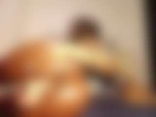 Live cam show with sxxymelanin - Foot Fetish on Milfs Live