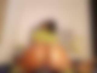 Live cam show with sxxymelanin - BBW on livesuperchat.net