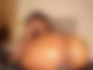 Live cam show with sxxymelanin - Pregnant on Pornisteam.com