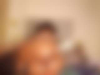 Live cam show with sxxymelanin - Brown Eyes Curvy on Milfs Live