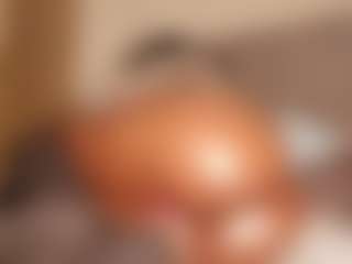 Live cam show with sxxymelanin - Ebony Shaved Pussy on LiveSexCams6