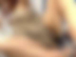 Live cam show with LiaPrado2.0 - Fingers on AdultVida.com