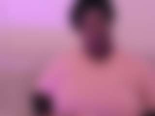 Live cam show with Aida-Tovar - New Big Ass on sexylive.show