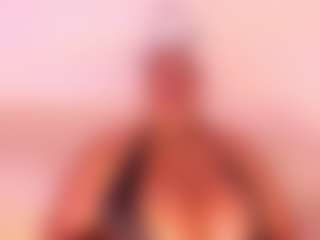 Aida-Tovar MILF-Webcam-Darstellerin im Live-Stream