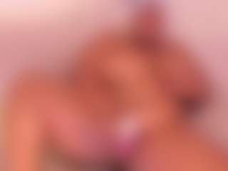Aida-Tovar's Live Sex Cam Show