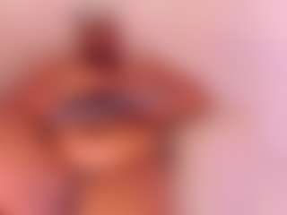 Live cam show with Aida-Tovar - New BBW on camwithhim.com