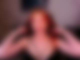 Live cam show with FireInMySoul - Blue Eyes on livesuperchat.net