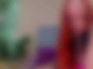LUNA CHERRY's Live Sex Cam Show