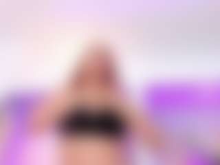 LUNA CHERRY's Live Sex Cam Show