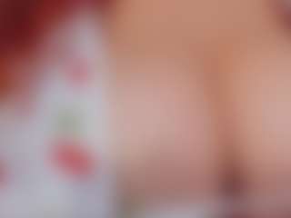 LUNA CHERRY's Live Sex Cam Show