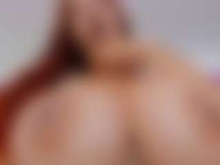 LUNA CHERRY's Live Sex Cam Show