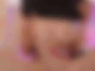 LUNA CHERRY's Live Sex Cam Show