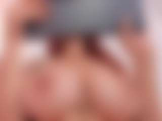 LUNA CHERRY's Live Sex Cam Show