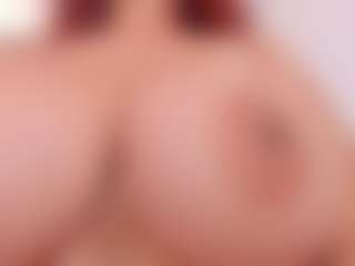LUNA CHERRY's Live Sex Cam Show