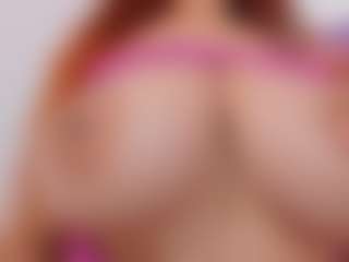 LUNA CHERRY's Live Sex Cam Show