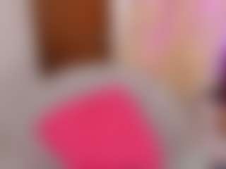 Live cam show with LUNA CHERRY - Blow on Fling VIP Chat
