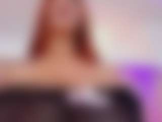 Live cam show with LUNA CHERRY - Red Hair on StripNow