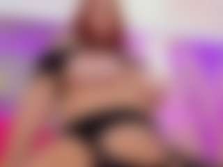LUNA CHERRY's Live Sex Cam Show