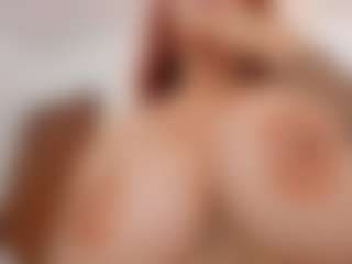Live cam show with LUNA CHERRY - Amateur Toys on Soda Cam