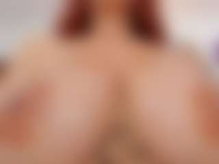 LUNA CHERRY's Live Sex Cam Show