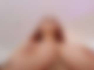 LUNA CHERRY's Live Sex Cam Show