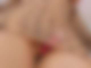 Live cam show with LUNA CHERRY - Brown Eyes Red Hair on friskycurves.com