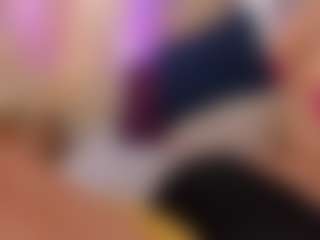 LUNA CHERRY's Live Sex Cam Show