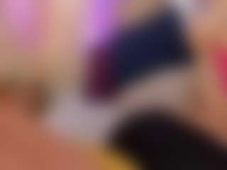 LUNA CHERRY's Live Sex Cam Show