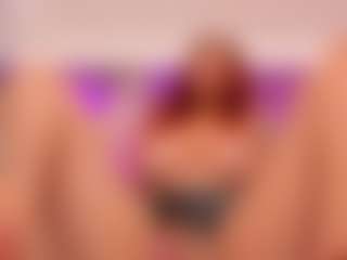 LUNA CHERRY's Live Sex Cam Show
