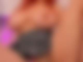 LUNA CHERRY's Live Sex Cam Show