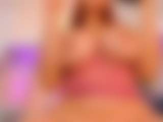 LUNA CHERRY's Live Sex Cam Show