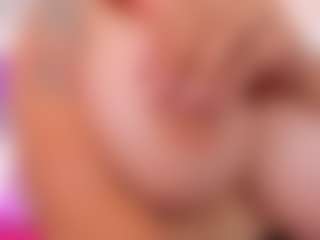LUNA CHERRY's Live Sex Cam Show
