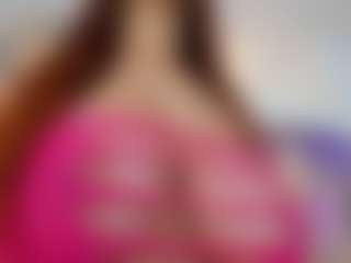 LUNA CHERRY's Live Sex Cam Show