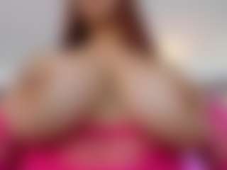 LUNA CHERRY's Live Sex Cam Show
