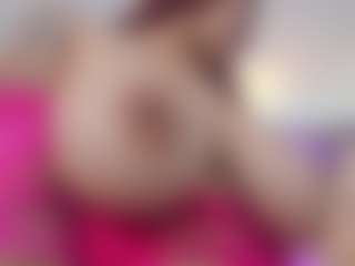 LUNA CHERRY's Live Sex Cam Show
