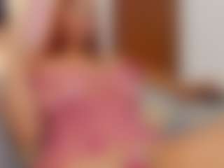 LUNA CHERRY's Live Sex Cam Show