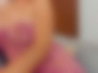 LUNA CHERRY's Live Sex Cam Show