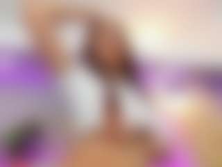 LUNA CHERRY's Live Sex Cam Show
